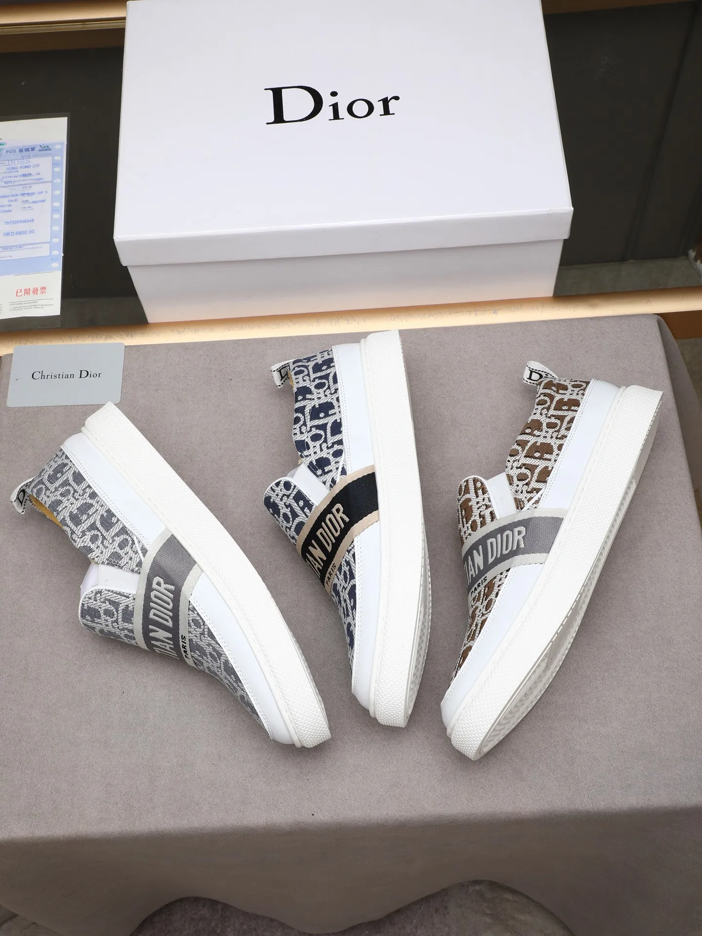 PP400 Dior upper cowhide ➕Dior classic fabric ➕Leather lining original non-slip wear-resistant lightweight soft outsole Style category: men's casual shoes, trendy style, comfortable on the feet Color: actual picture color 38-44 size (45 customized)